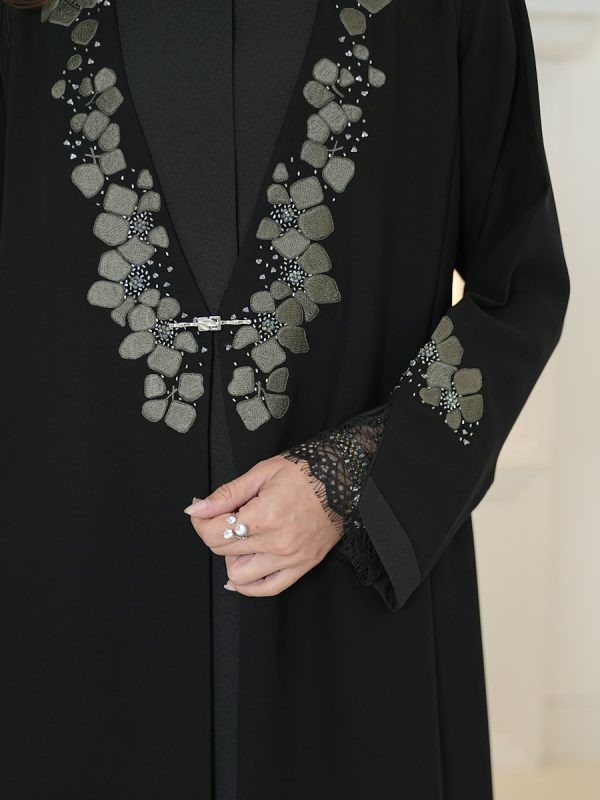 Abaya Mutiara