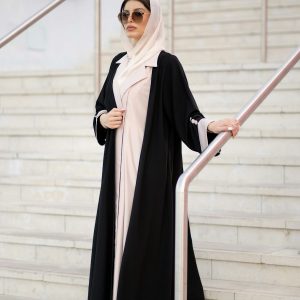 Abaya Nur